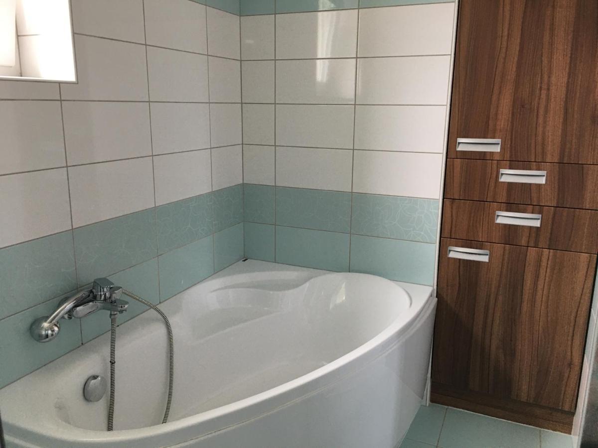 Apartmán Krásná vyhlídka Dolni Benesov Esterno foto